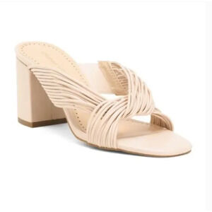 Adrienne Vittadini Annalee Heels 11 White Cream NWOT Leather Mules Sandals